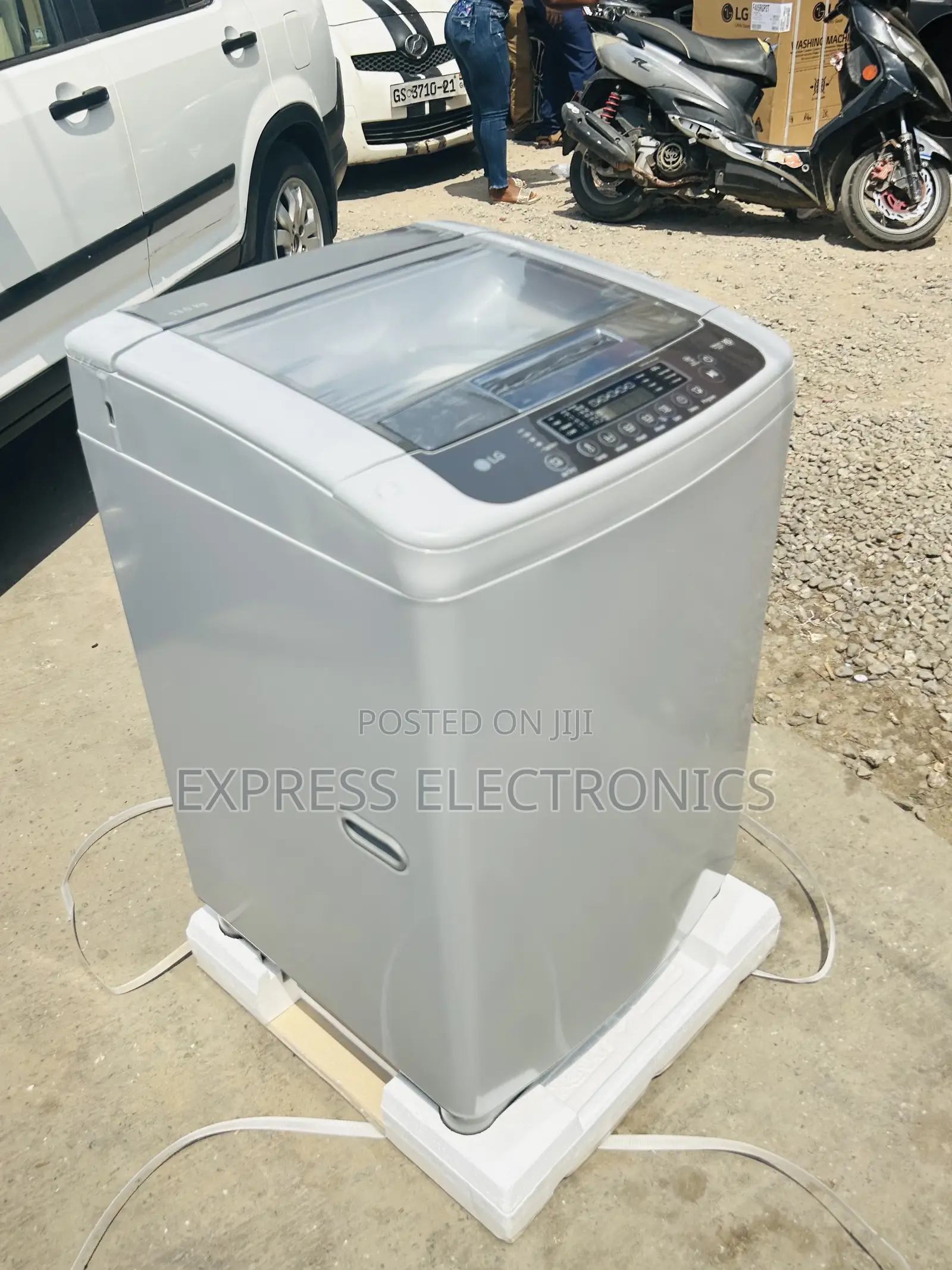 Unique Design T1369NEHTF 13kg Topload LG WM