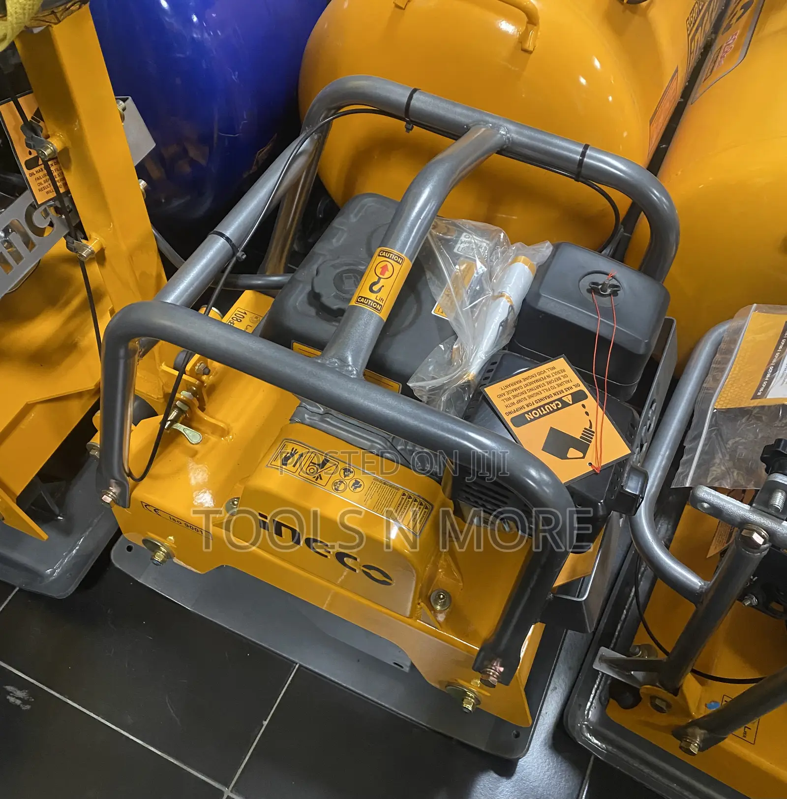 INGCO Reversible Plate Compactor 9HP