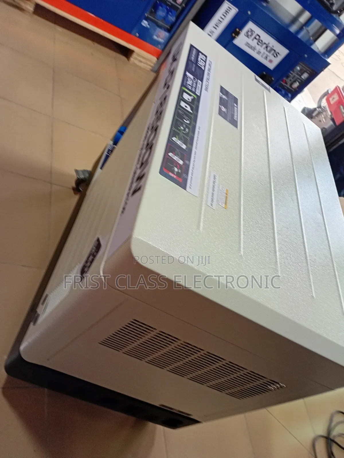 Pprofessional and Equipped Generator Generator