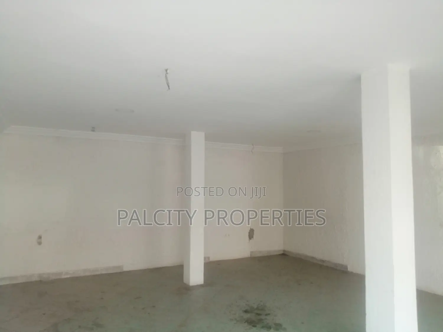 Shop for Rent at Stadium Asokwa