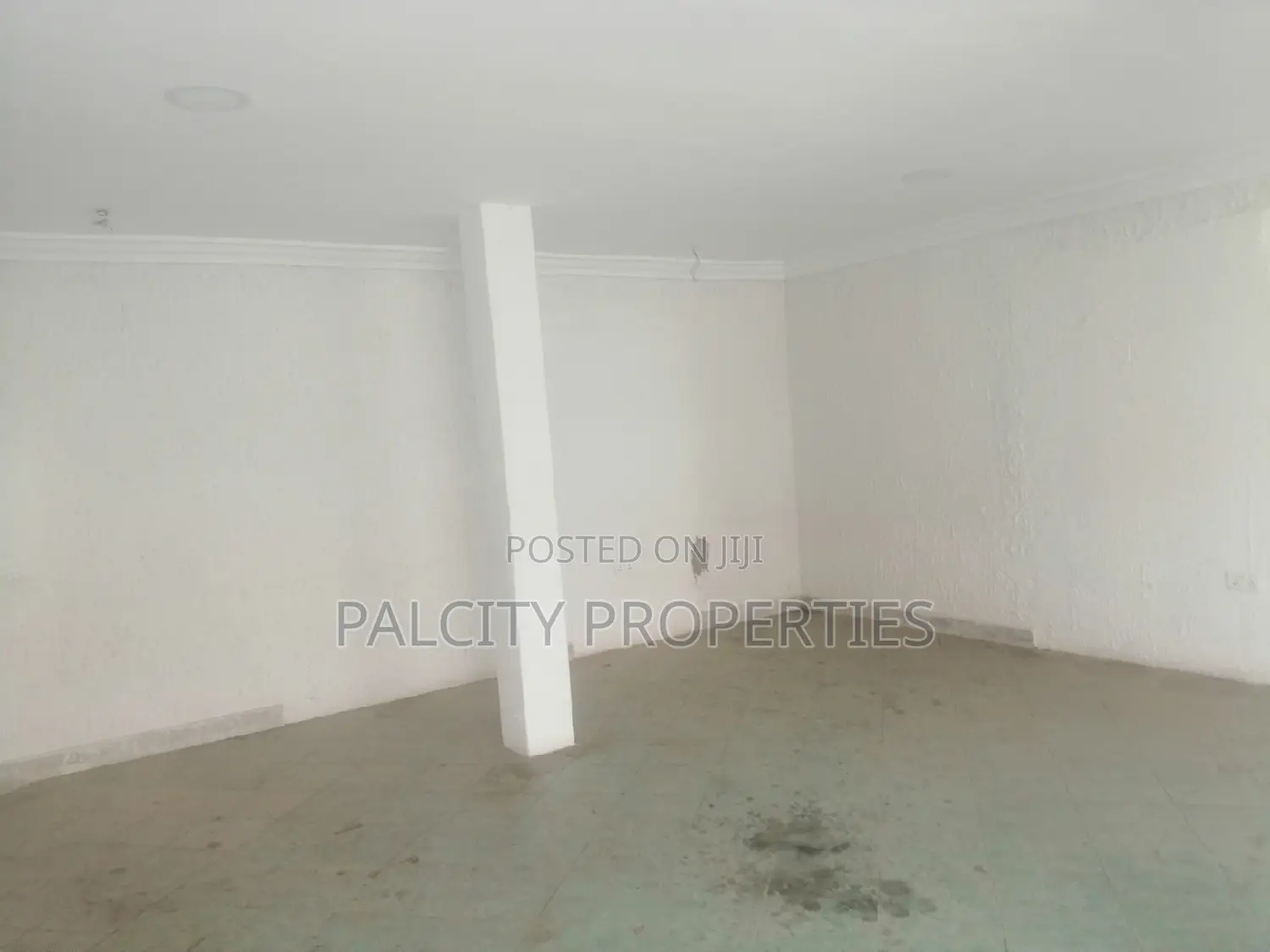 Double Shop for Rent in Asafo