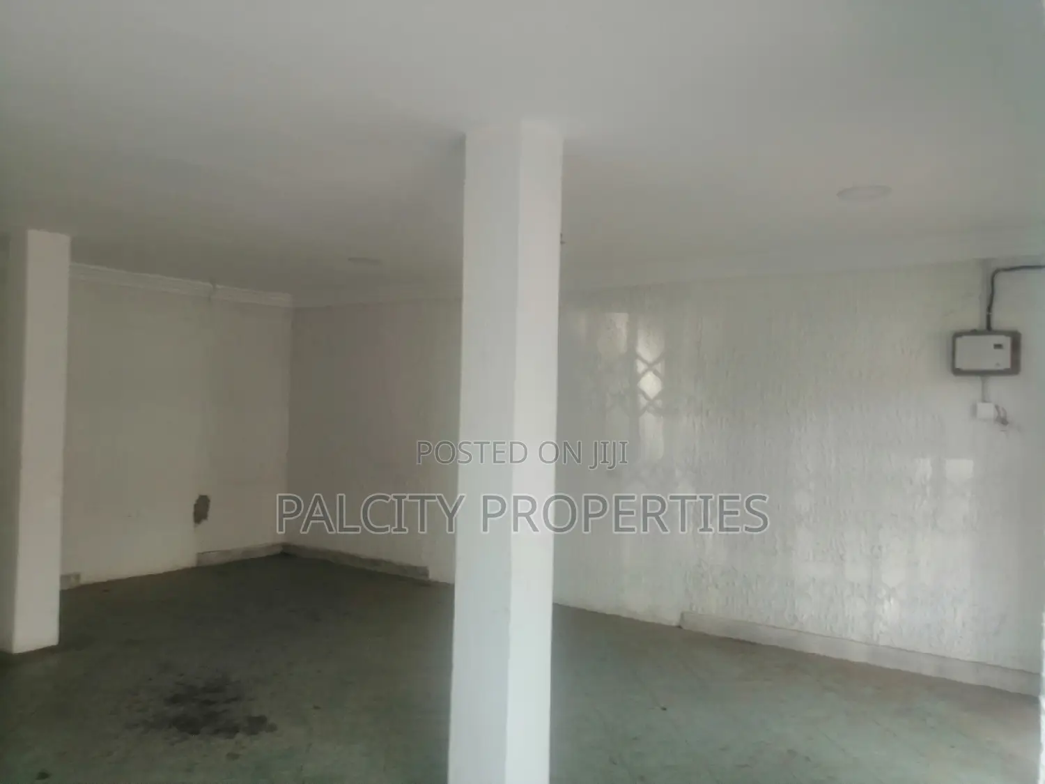 Double Shop for Rent in Asafo