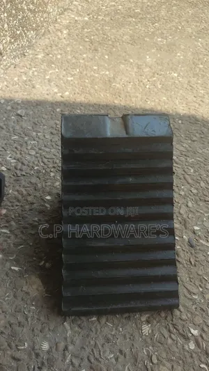 Rubber Car Chocks
