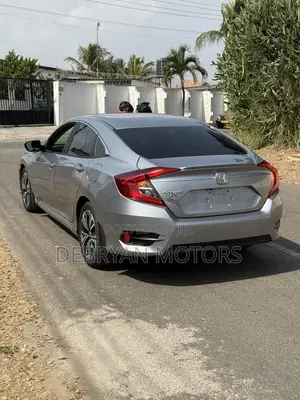 Honda Civic EX-T Sedan 2018 Silver