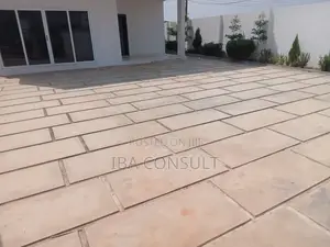 4bdrm House in Amrahia, Adenta for sale