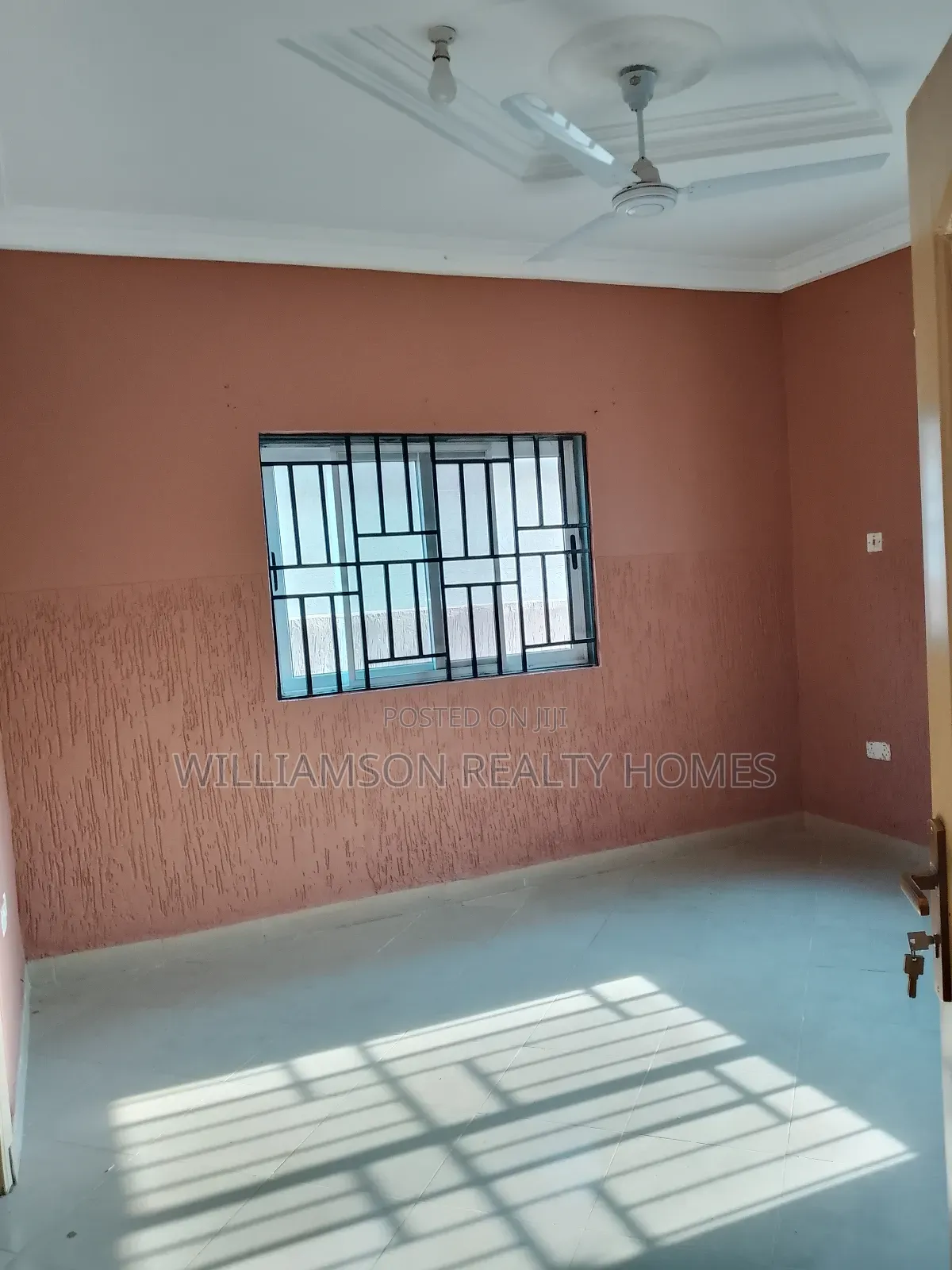 3bdrm House in Community 18 Area, Spintex for rent