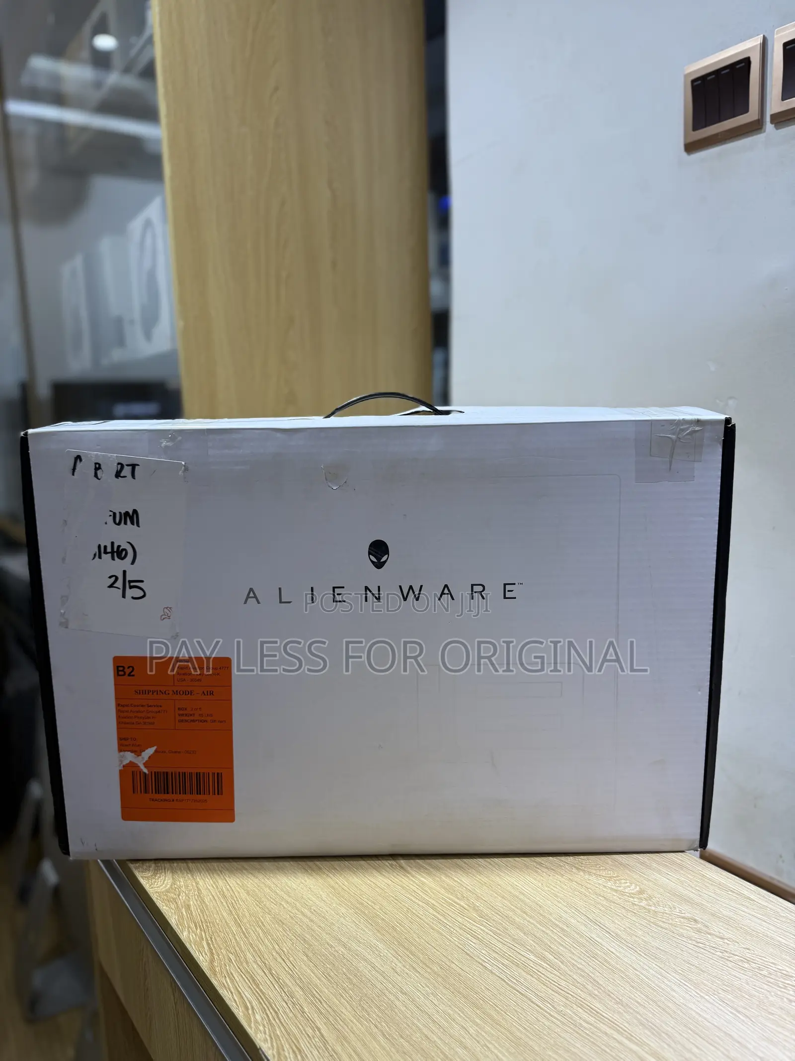 New Laptop Dell Alienware M18 R2 16GB Intel Core i7 SSD 1T
