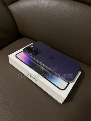 Photo - Apple iPhone 14 Pro Max 128 GB Purple