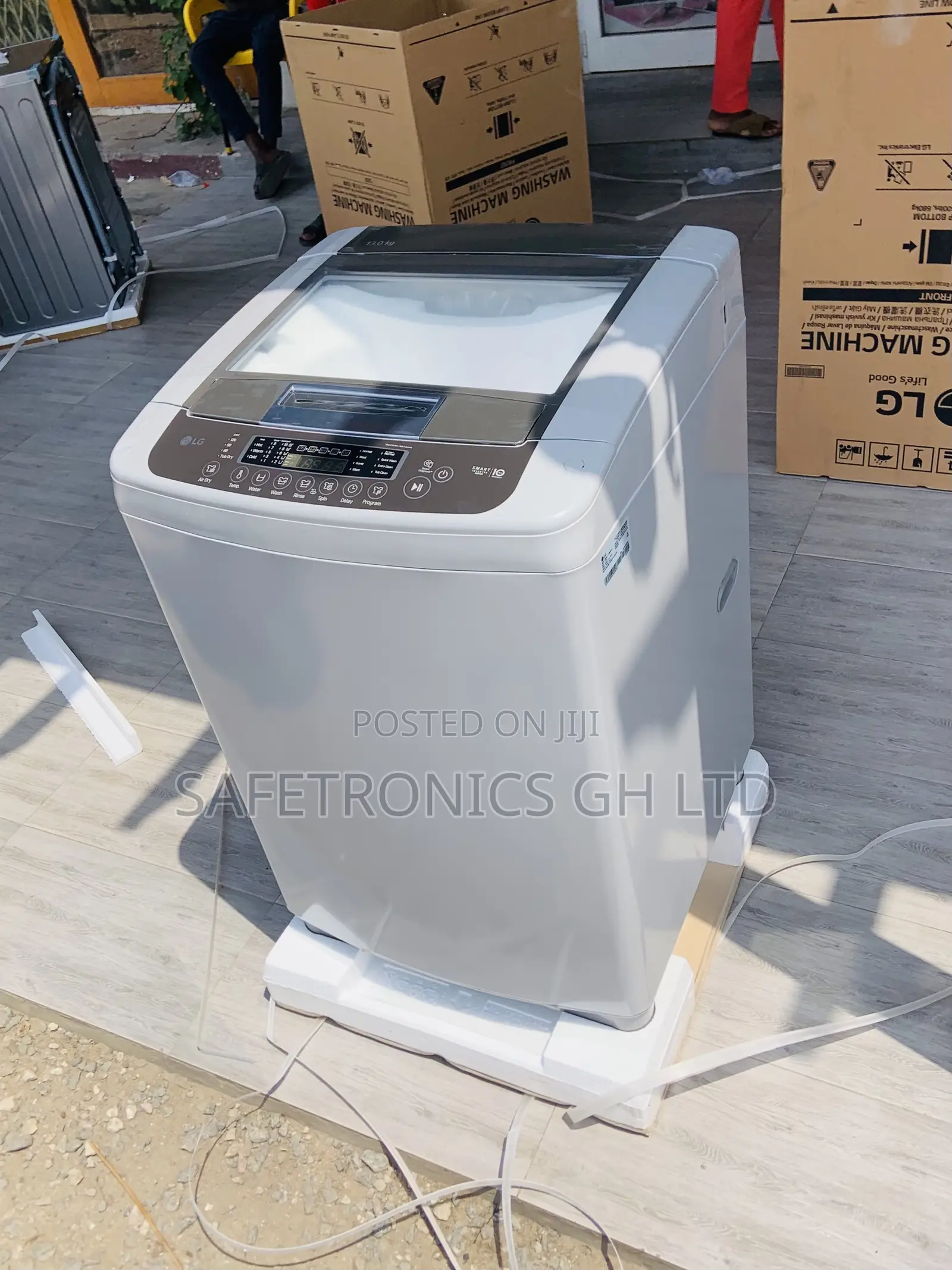 Efficient Top Load Fully Automatic LG 13kg Washingmachine