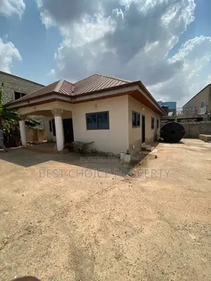 3bdrm Apartment in Adenta Commandos for rent