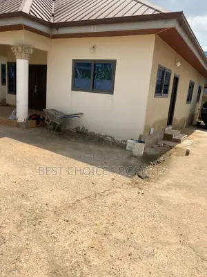 3bdrm Apartment in Adenta Commandos for rent