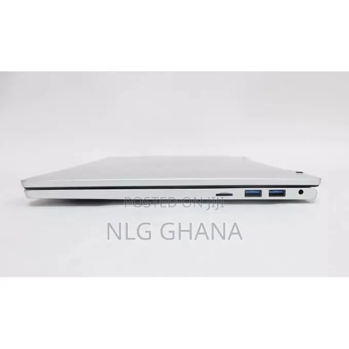 New Laptop Gateway NV79C 4GB Intel SSD 128GB