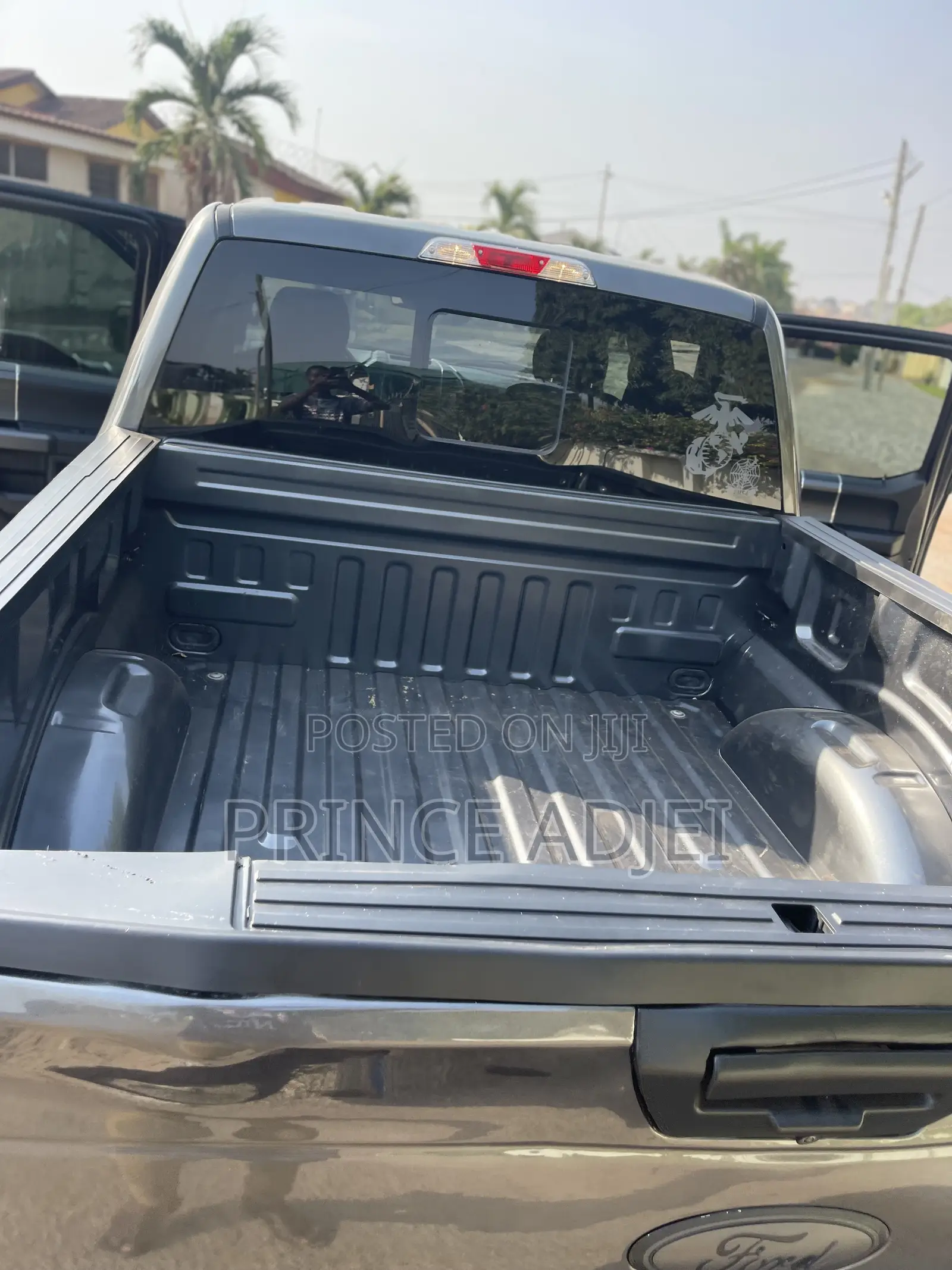Ford F-150 2020 Black
