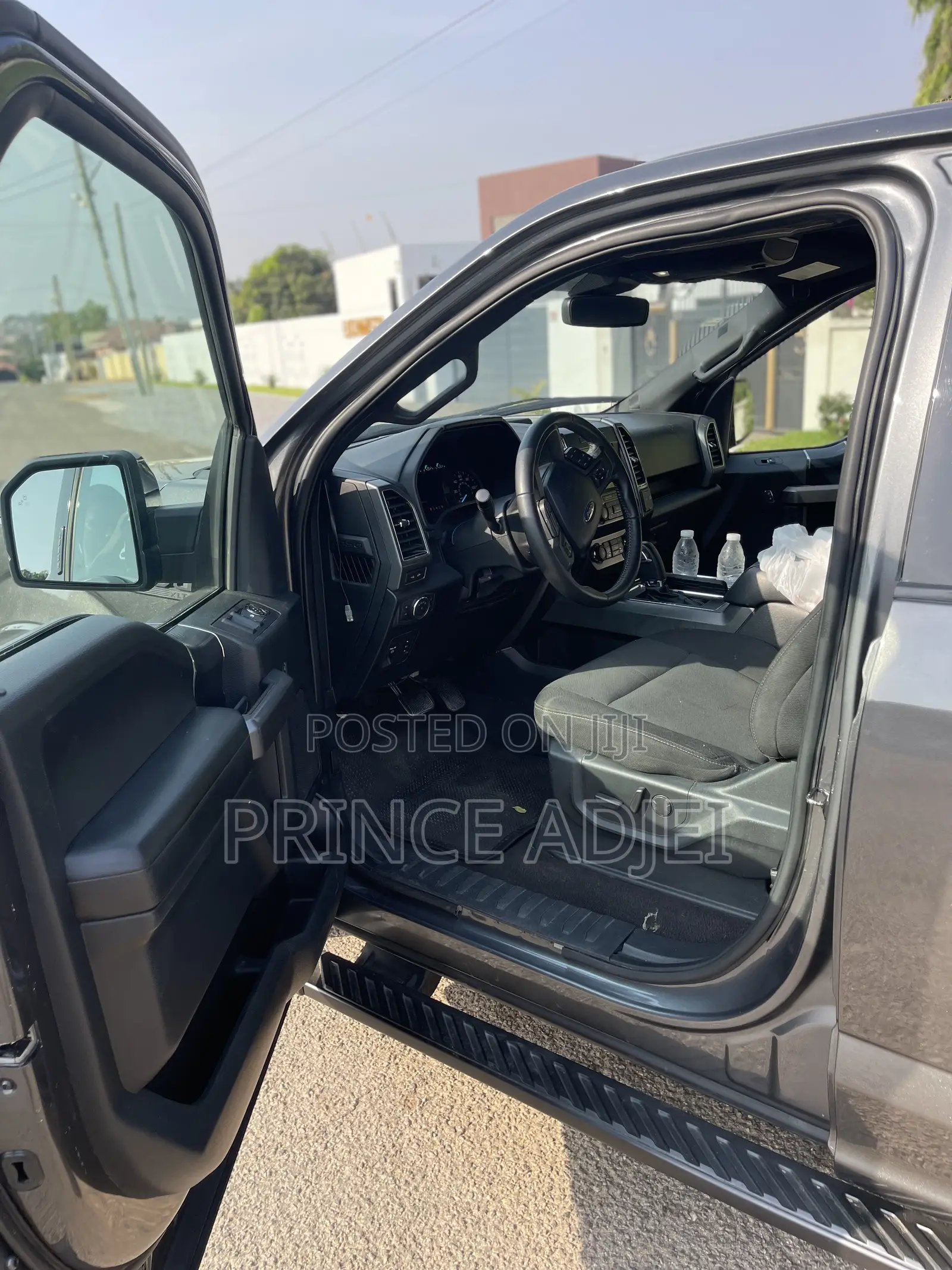 Ford F-150 2020 Black