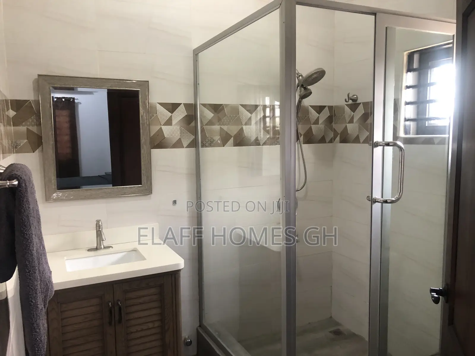Furnished 2bdrm Apartment in Elaffhomesgh, Adjiriganor for rent
