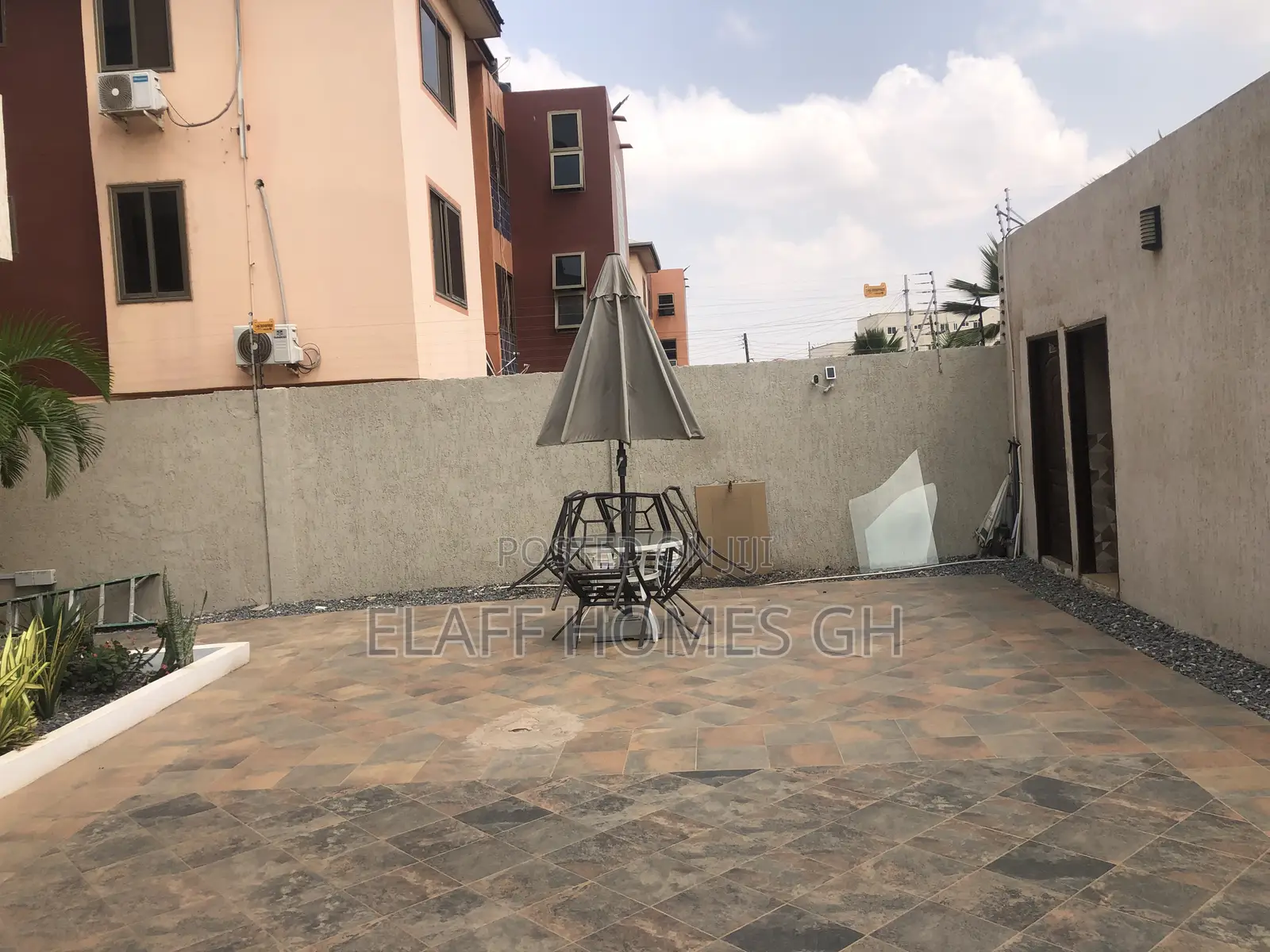 Furnished 2bdrm Apartment in Elaffhomesgh, Adjiriganor for rent