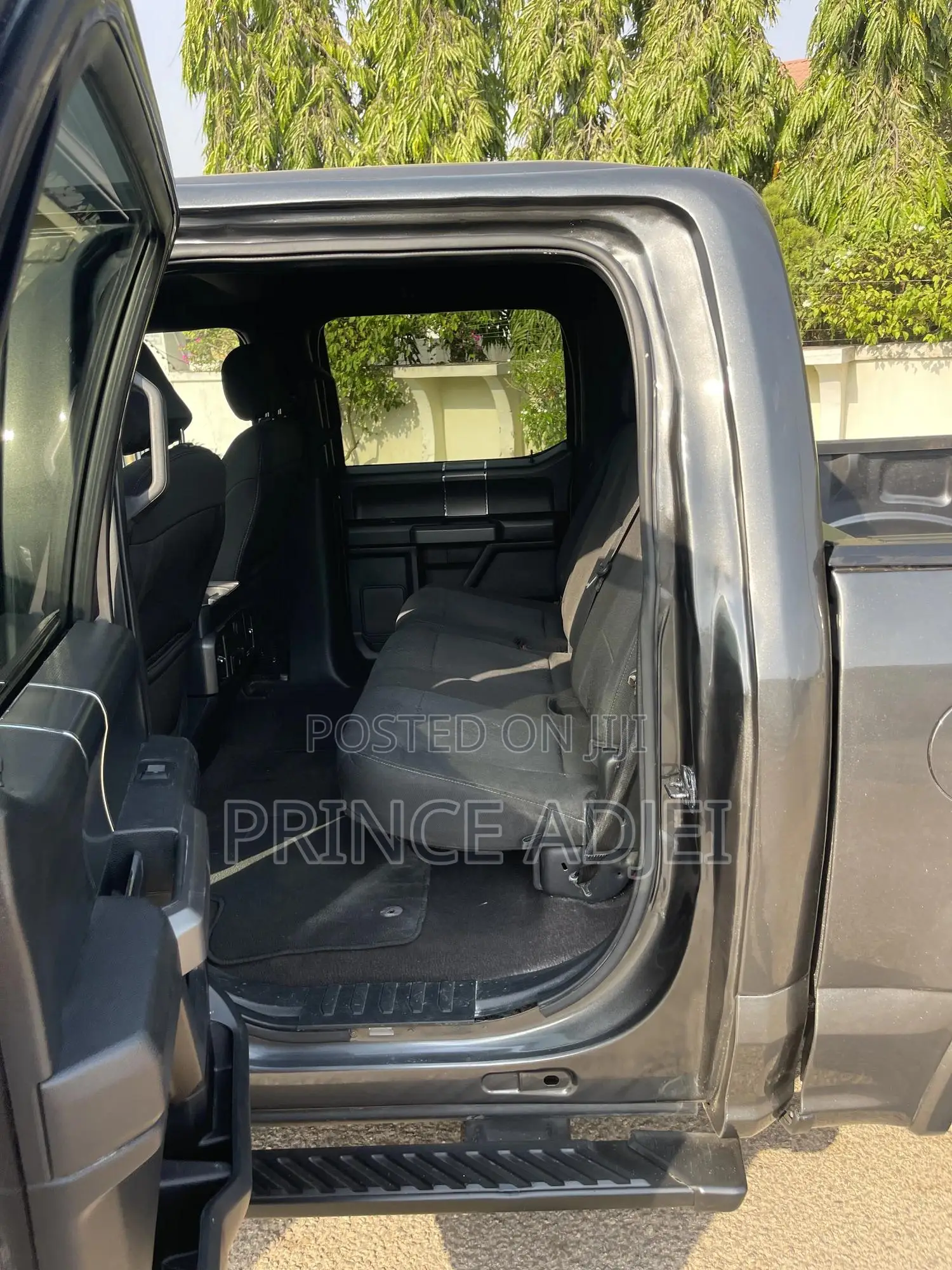 Ford F-150 2020 Black