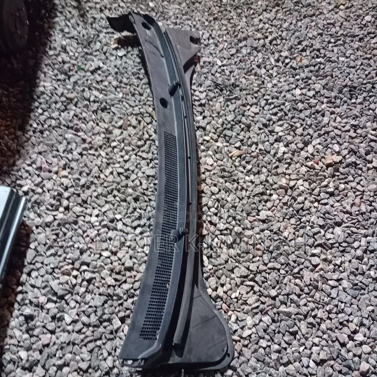 Elantra 16/17 Wiper Panel