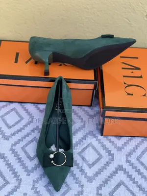 Ladies Shoe Size 38