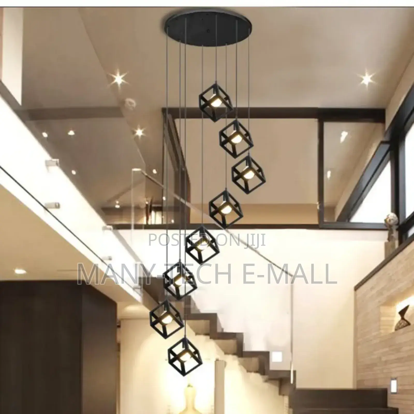 8 Head Square Pendant Light .