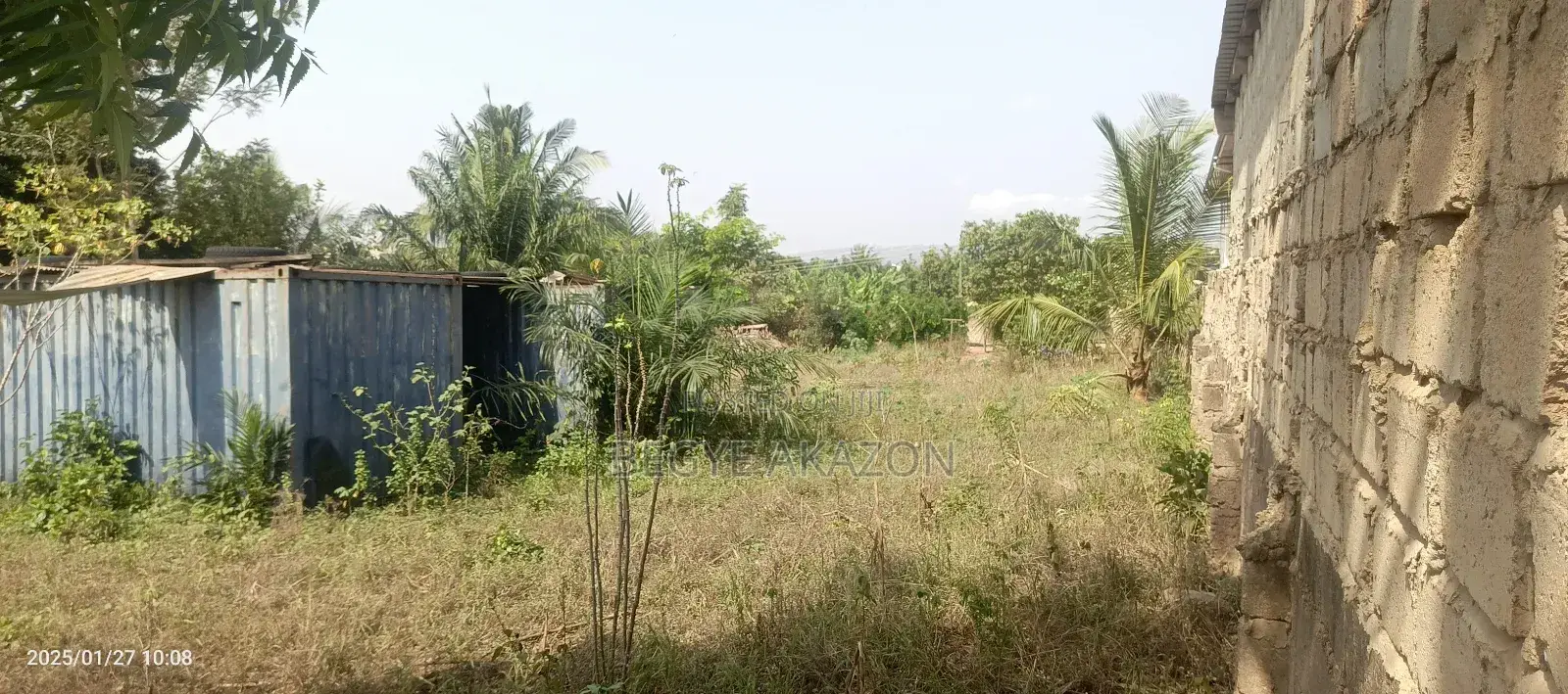 Roadside Land 4 Sale at Oyarifa