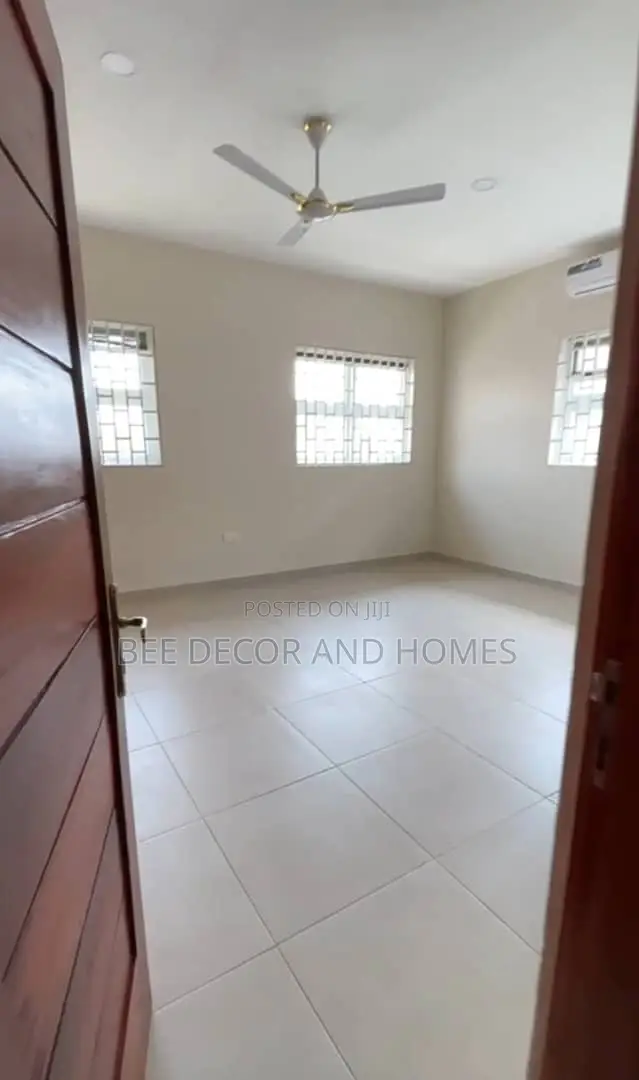 3bdrm House in Bee Decor & Homes, Adenta for sale