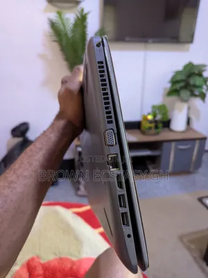 Laptop HP 14z 4GB Intel Core I3 HDD+SSD 512GB