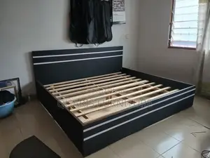 Queen Size Bed With 2 Cabinets