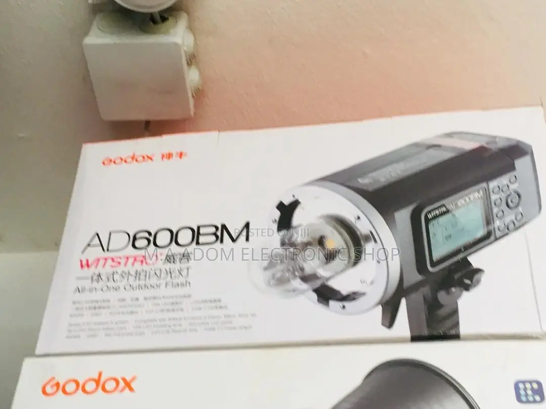 GODOX AD600 All in One Outdoor Flash