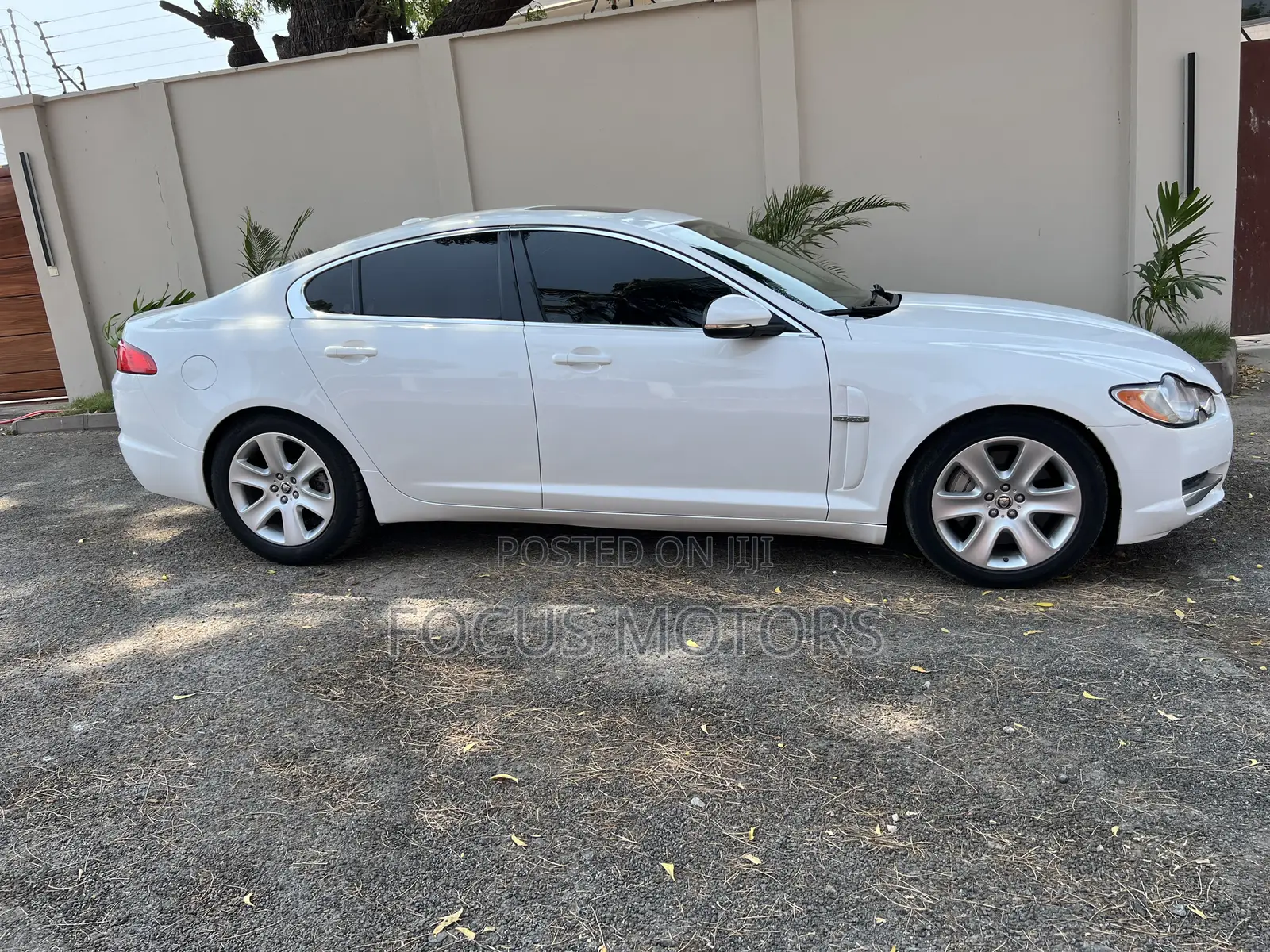 Jaguar XF 2012 White
