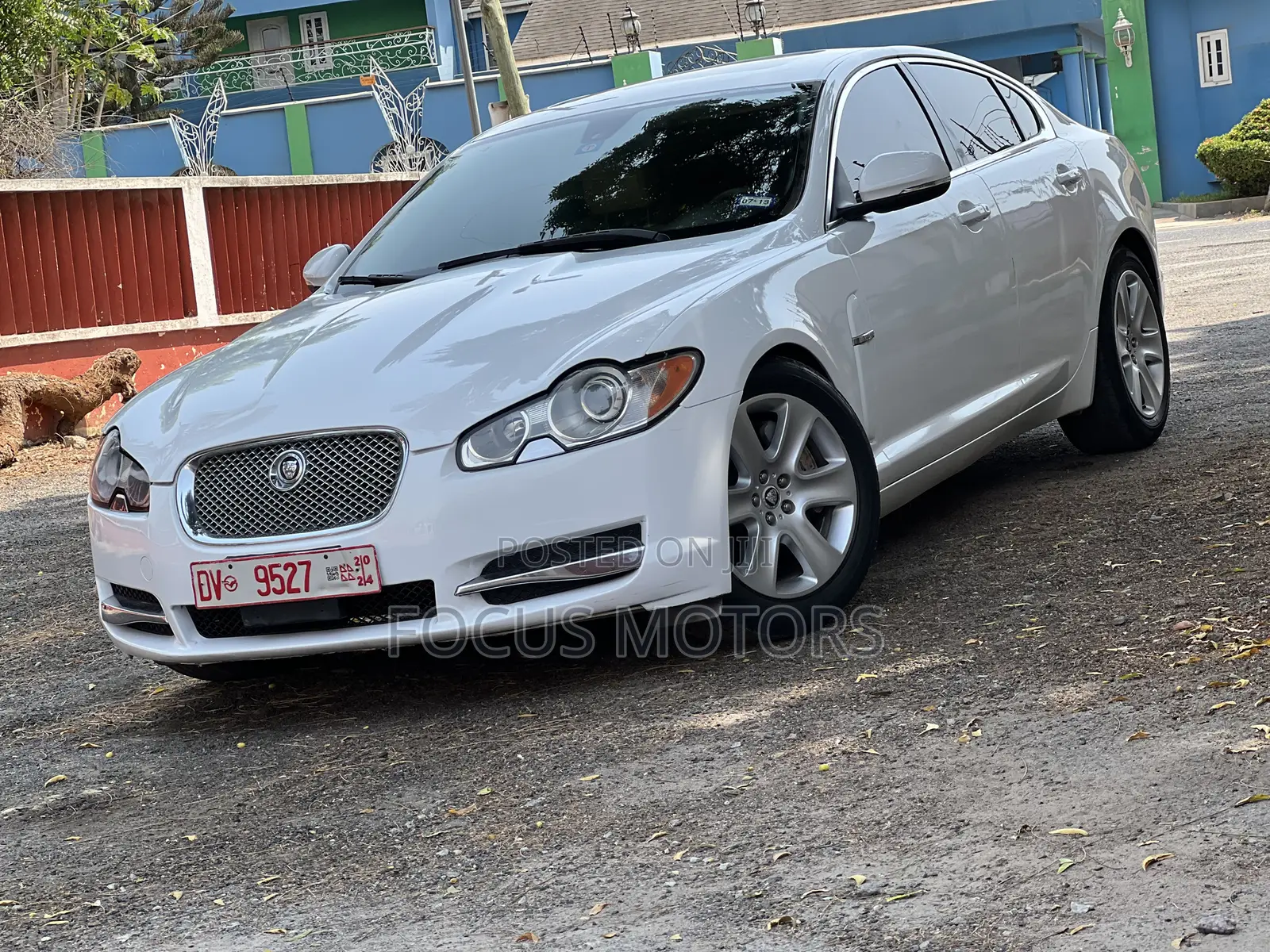 Jaguar XF 2012 White