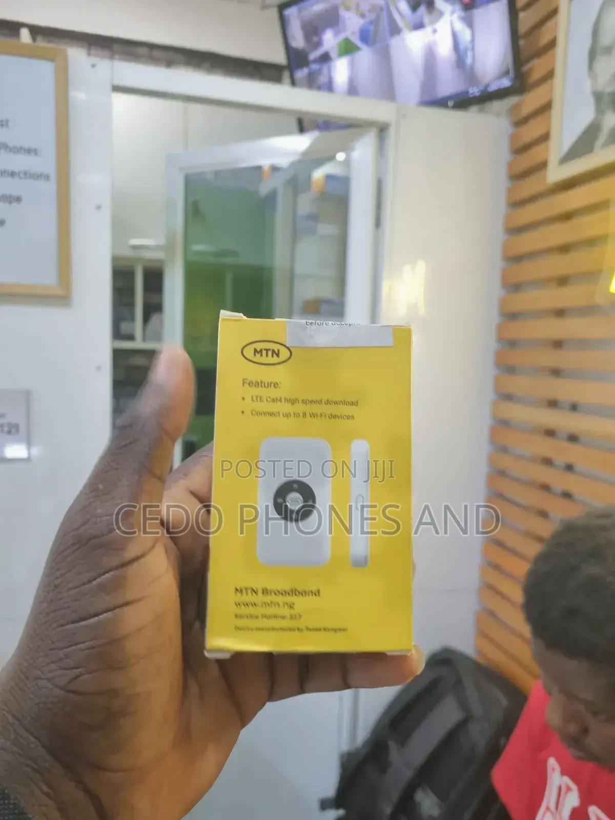 Uuniversal Pocket Mifi / MTN LTE CAT 4 BROADBAND