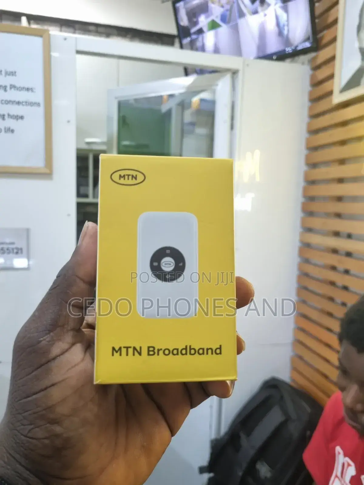 Uuniversal Pocket Mifi / MTN LTE CAT 4 BROADBAND