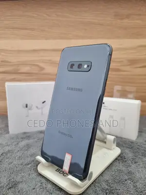 Samsung Galaxy S10e 128 GB Gray