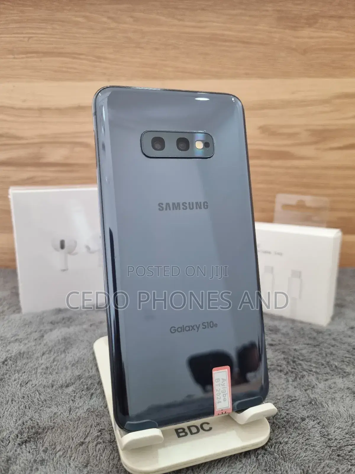 Samsung Galaxy S10e 128 GB Gray