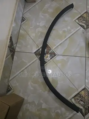 2007-2011 Honda CR-V - R Front Wheel Arch (74115-SXS-A00)