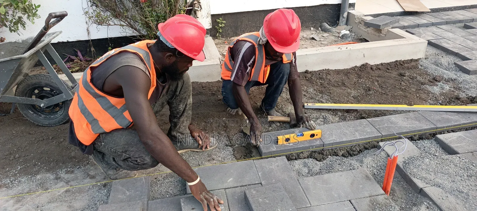 Labourers and Mason's Wanted
