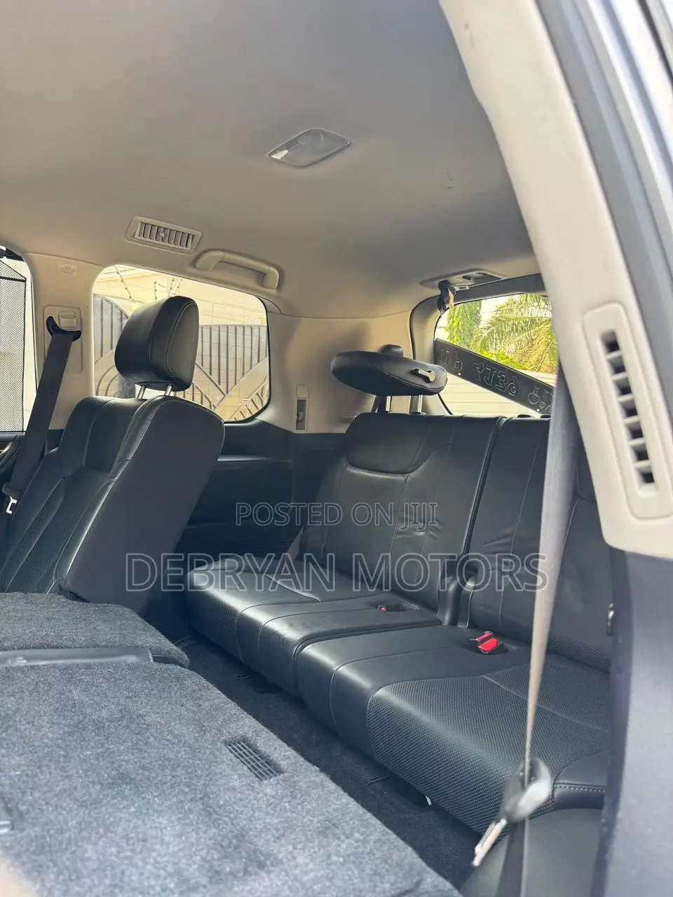 Lexus LX 570 AWD 2017 Gray