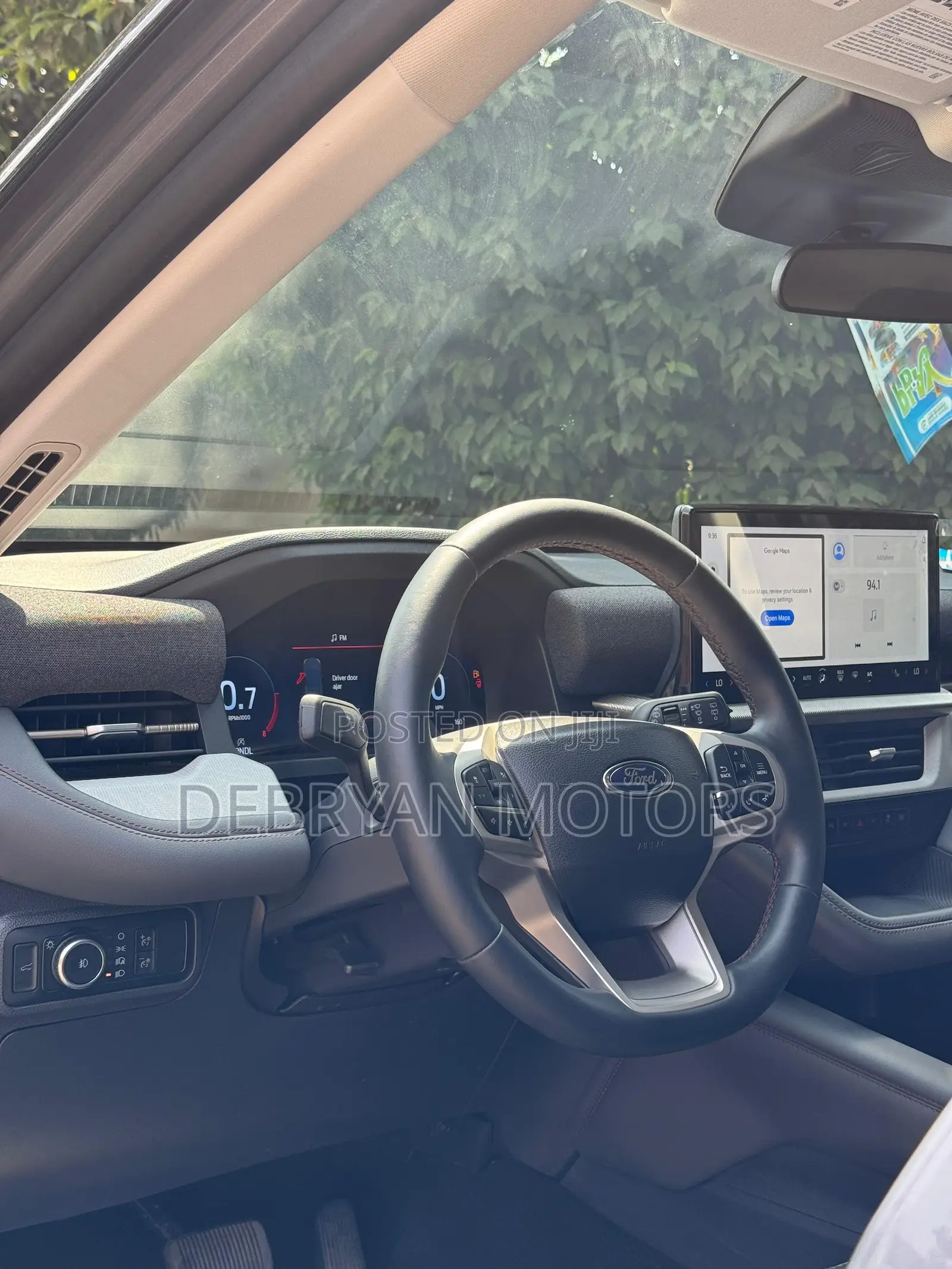Ford Explorer 2025 Gray