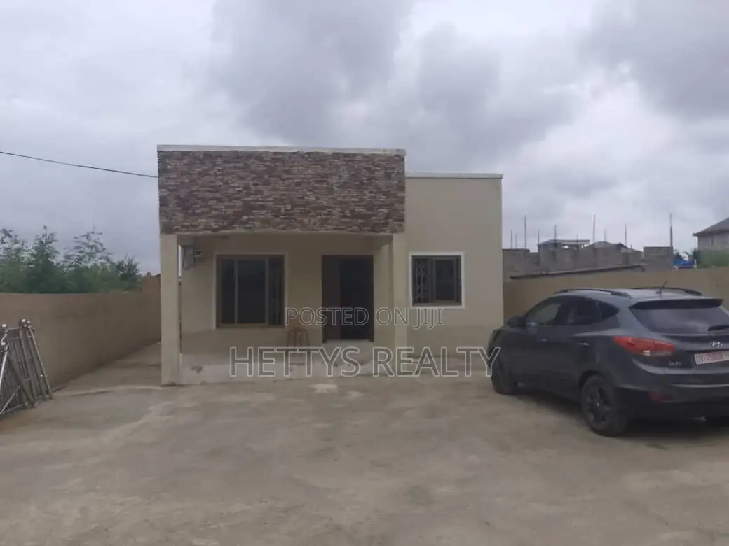 2bdrm House in Adenta for sale