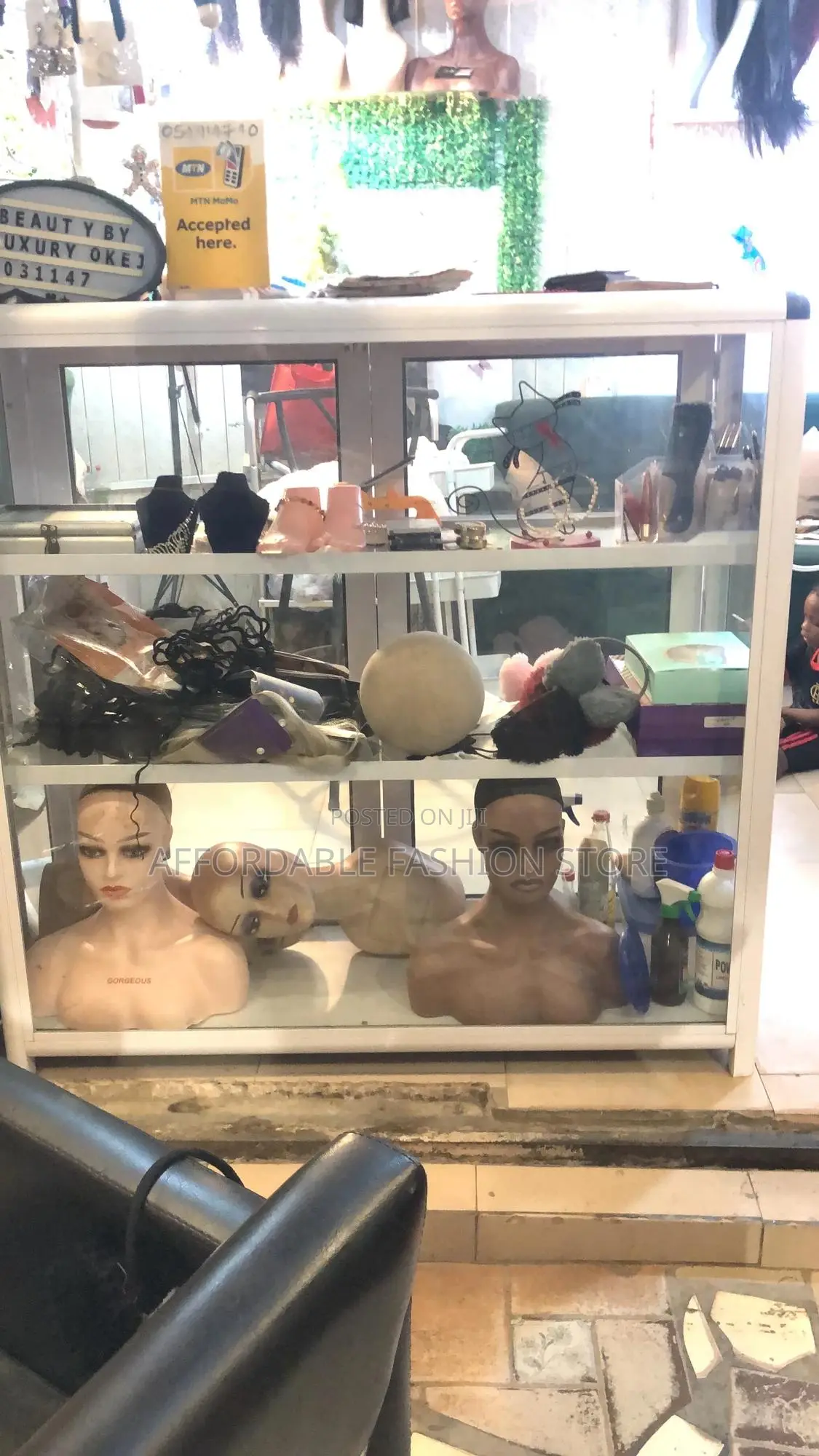Showcase Glass