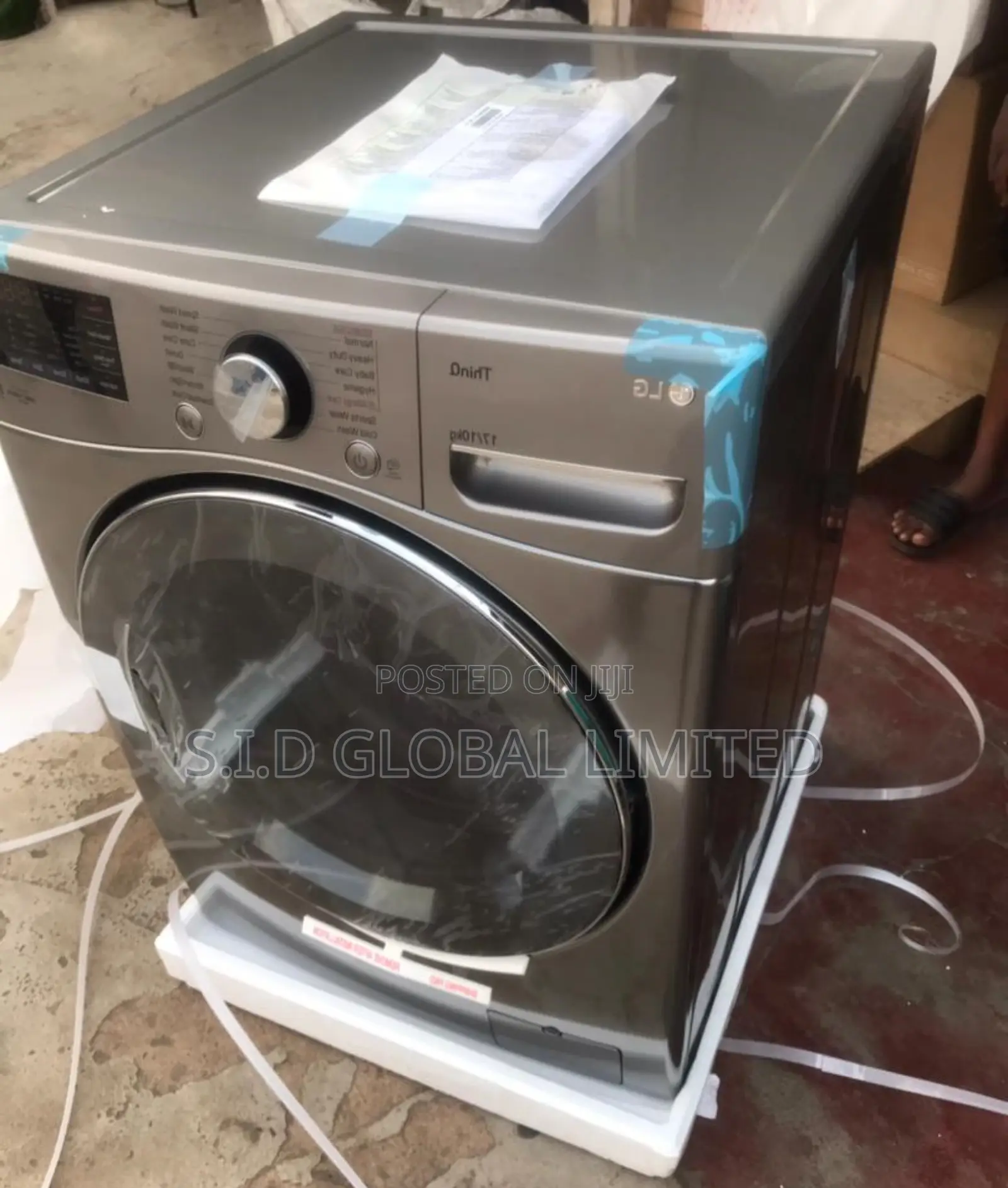 Gleaming LG 17/10 Kg Frontload Washer Dryer DD Motor Steam