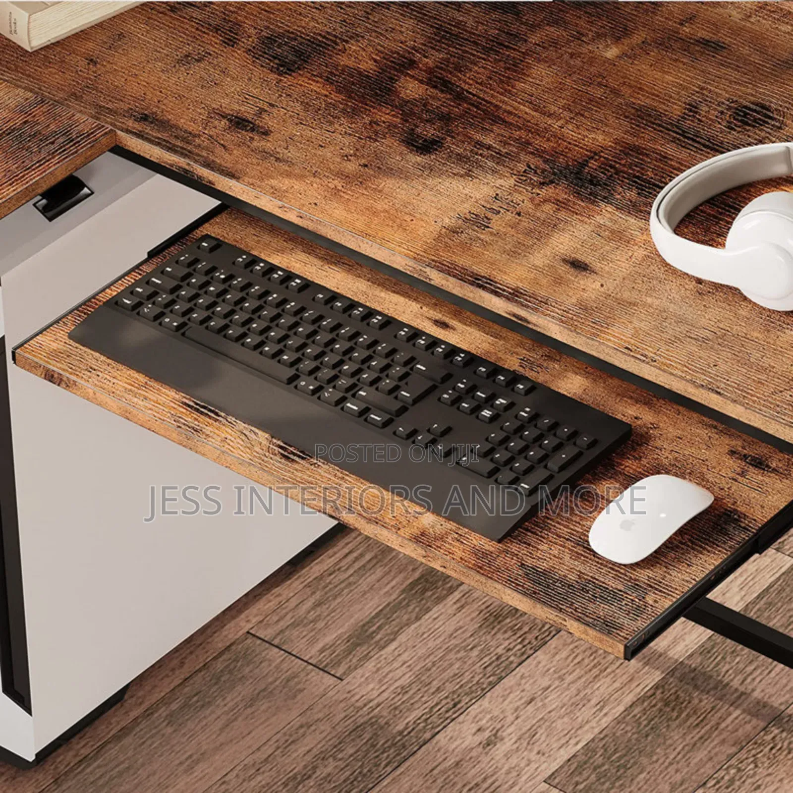 L-Shape Computer Desk
(168cm)
