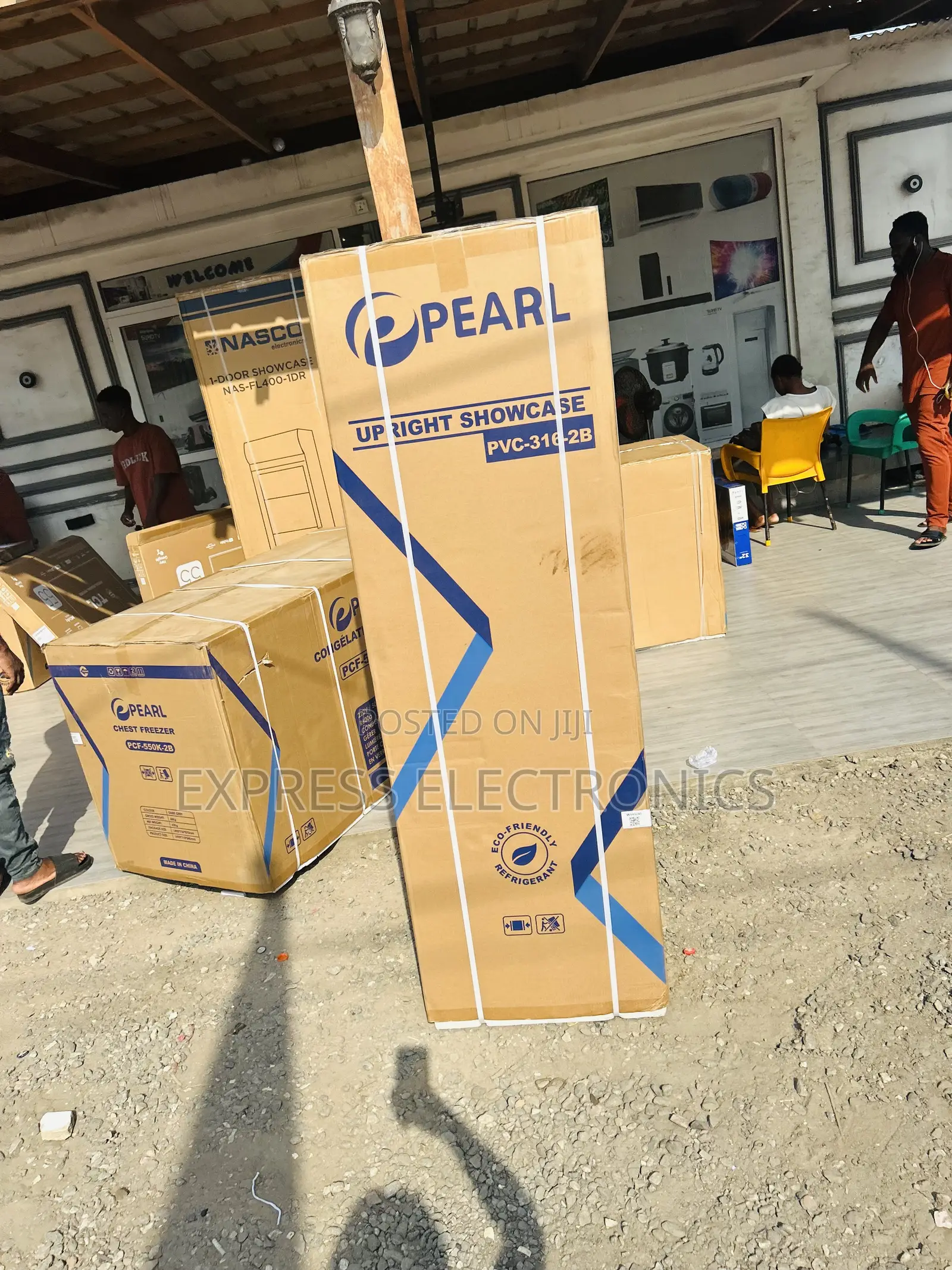 Cool Price Pearl Display PVC-316-2b , 235L Single Door