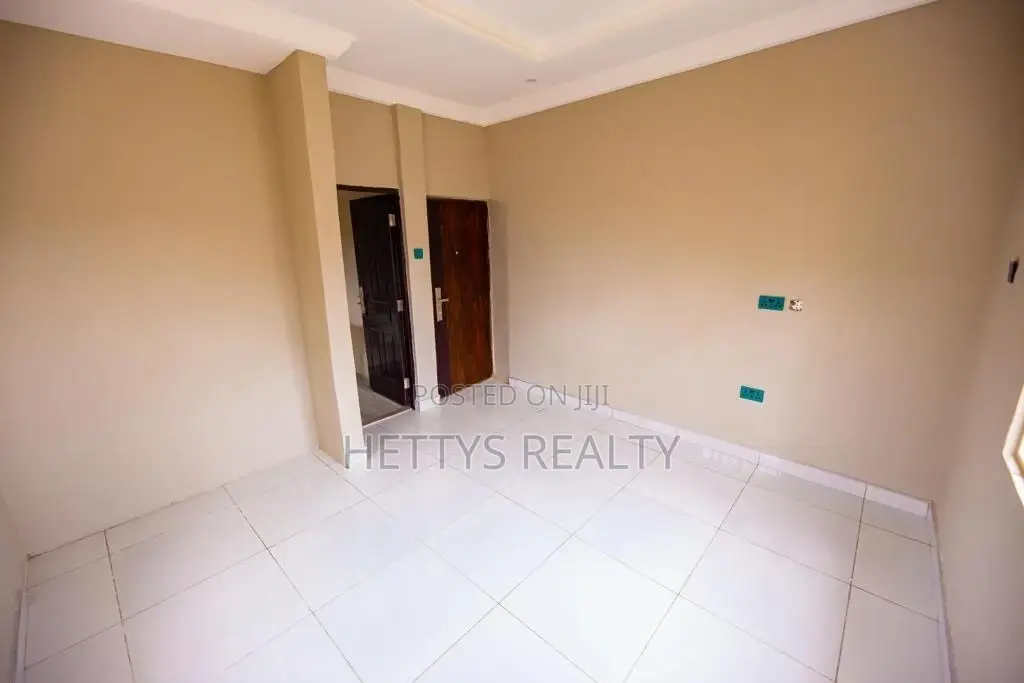 3bdrm House in Oyarifa for sale