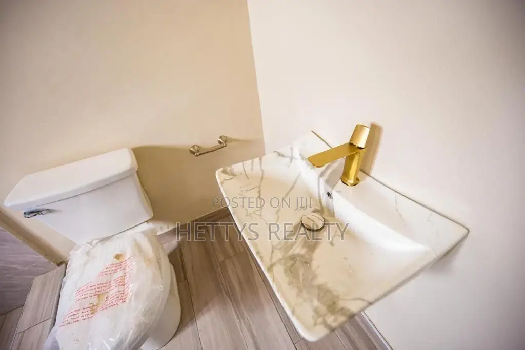 3bdrm House in Oyarifa for sale