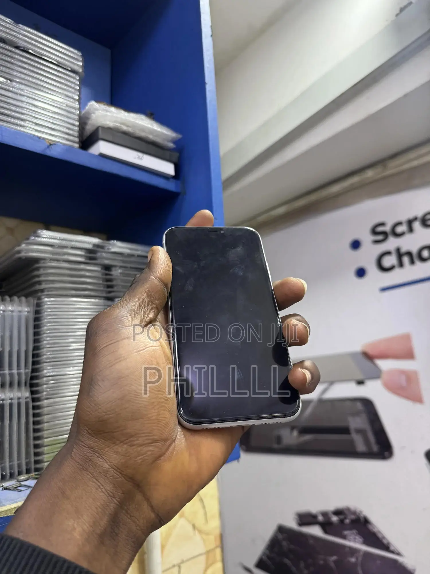 Apple iPhone XR 64 GB White