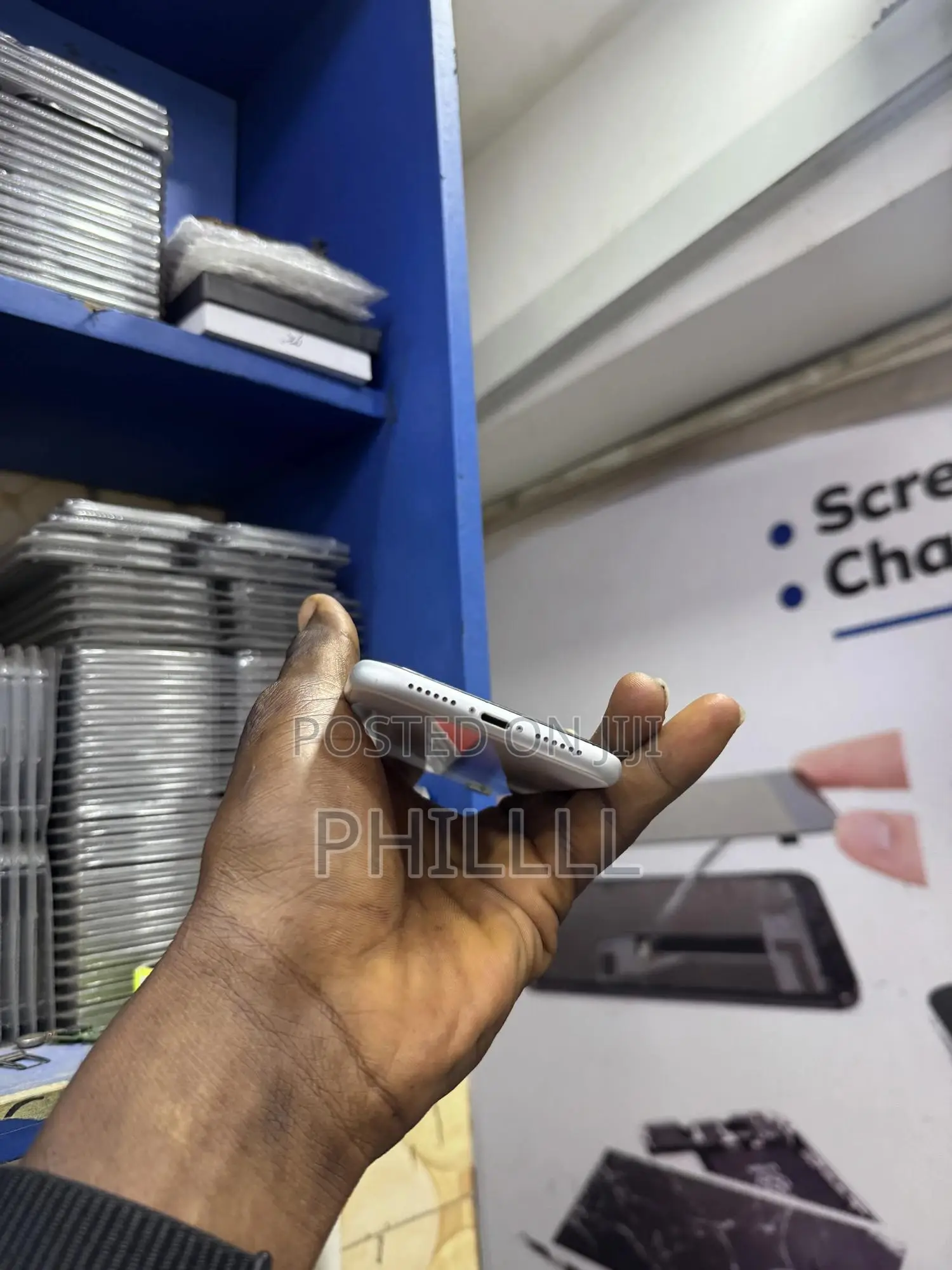 Apple iPhone XR 64 GB White