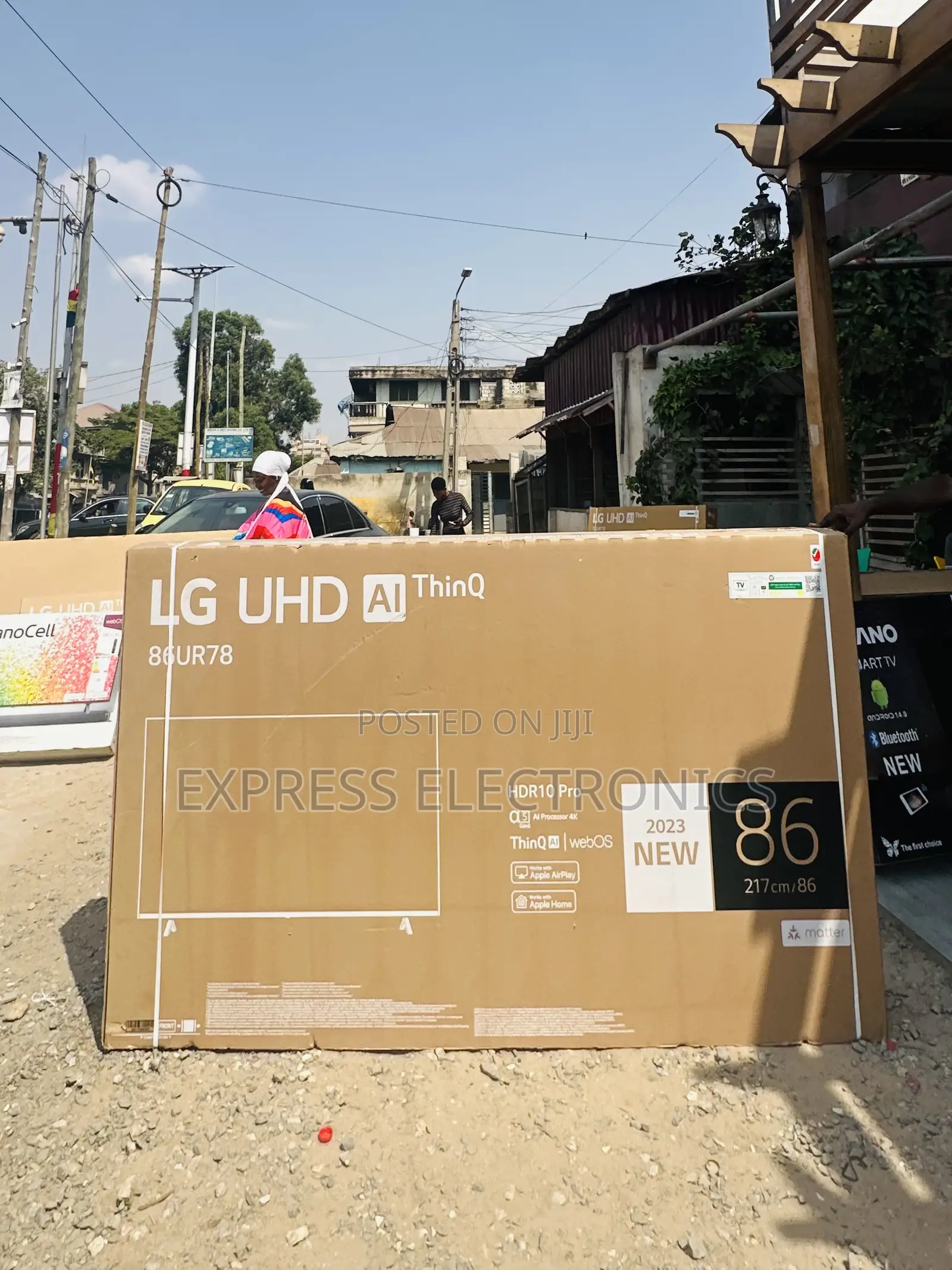 Edgeless Frame Uhd Smart Lg 86”Ur78