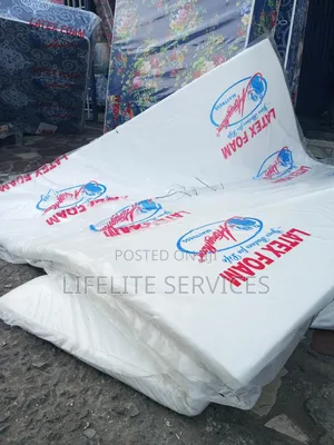 Comfortable Mattress Topper 4 King Size Bed